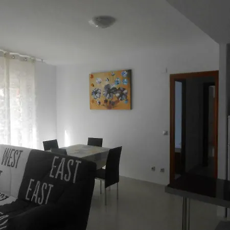 Apartamento Bazan 35 Apartment *